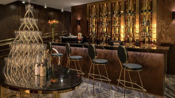 Crystal House Suite Hotel & SPA