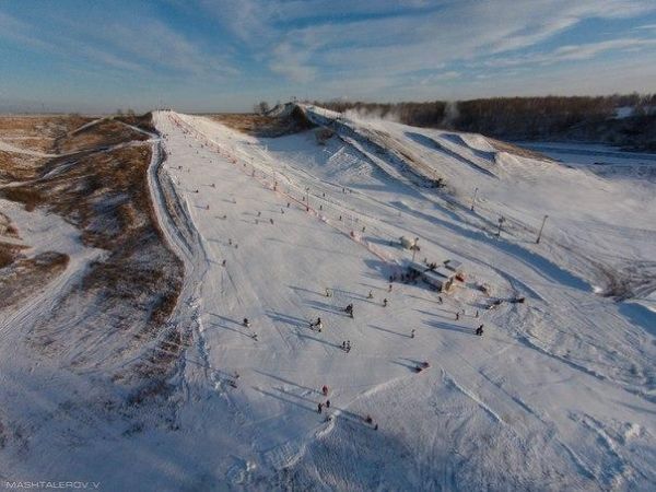 Спортивно-развлекательный комплекс «Семёно-Оленинский»