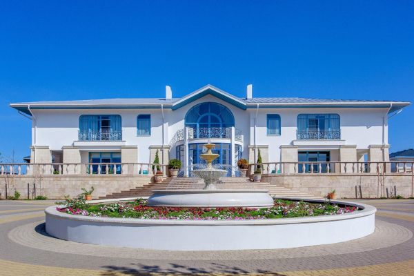 Отель Villa Romanov Wine Club & SPA