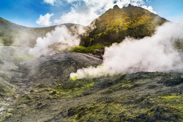 Тур Сахалин-Итуруп: два острова за 8 дней с вертолетной экскурсией