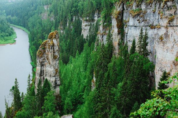 Каменный город и Усьвинские столбы: экскурсия из Перми