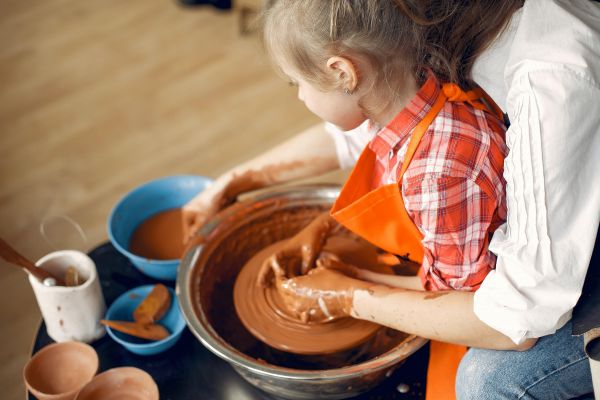 Гончарное ремесло и роспись ангобами