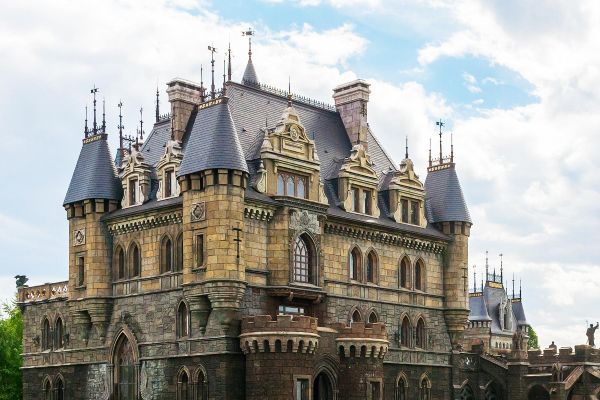 Экскурсия из Самары в замок Гарибальди