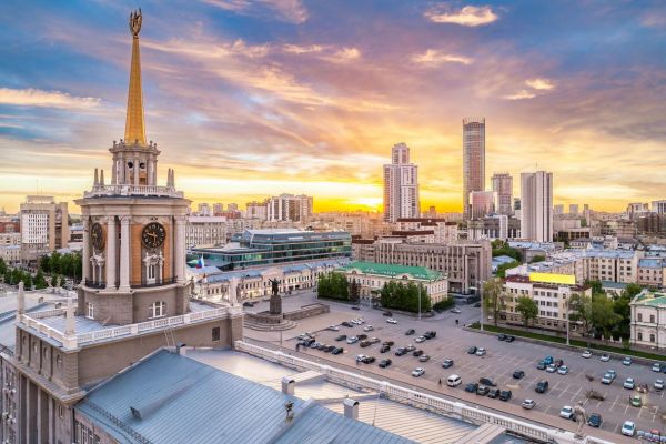 Тур на 3 дня: избинг в Мариинске и стрит-арт в Екатеринбурге