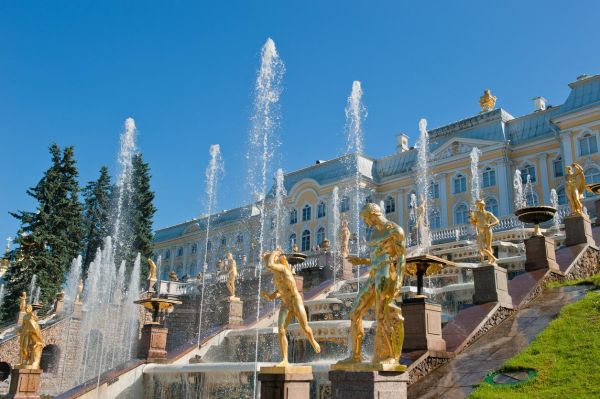 Тур в Санкт-Петербург на 3 дня: Царское Село, Петергоф, музеи