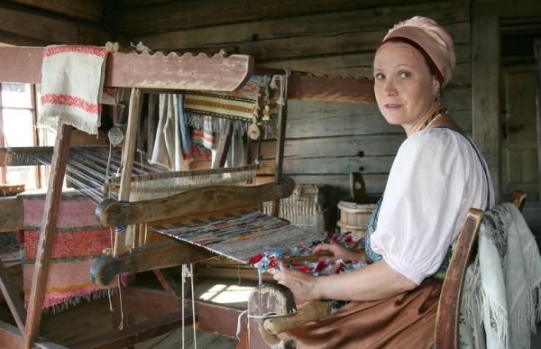 Мастер-класс по рукоделию в карельской деревне Кинерма