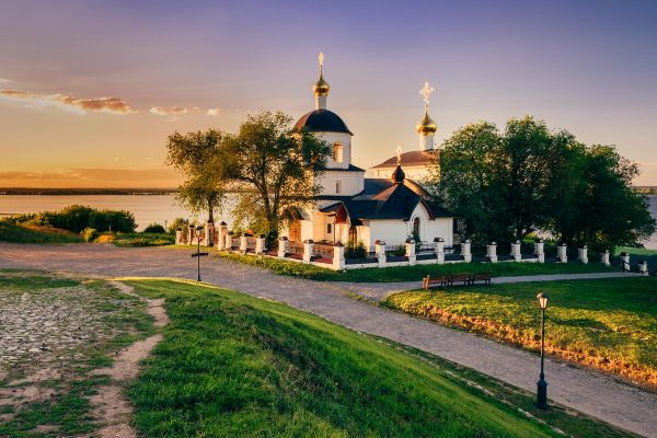 Тур в Казань на 3 дня с экскурсиями в музеи и Свияжск