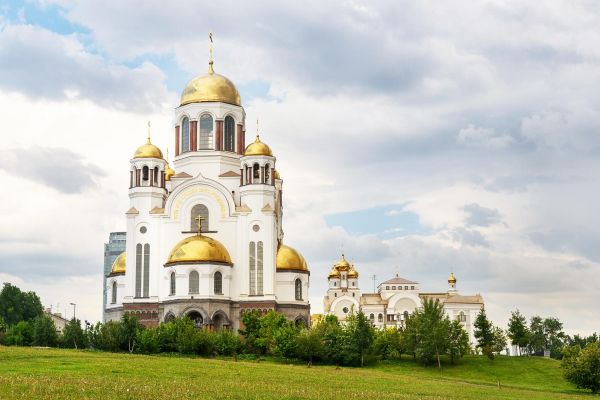 Экскурсия из Екатеринбурга в Храм на Крови и Ганину Яму